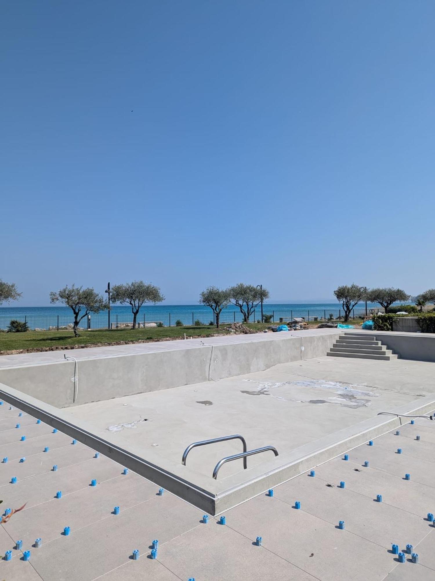 Vista - Lake & Pool Sirmione Extérieur photo